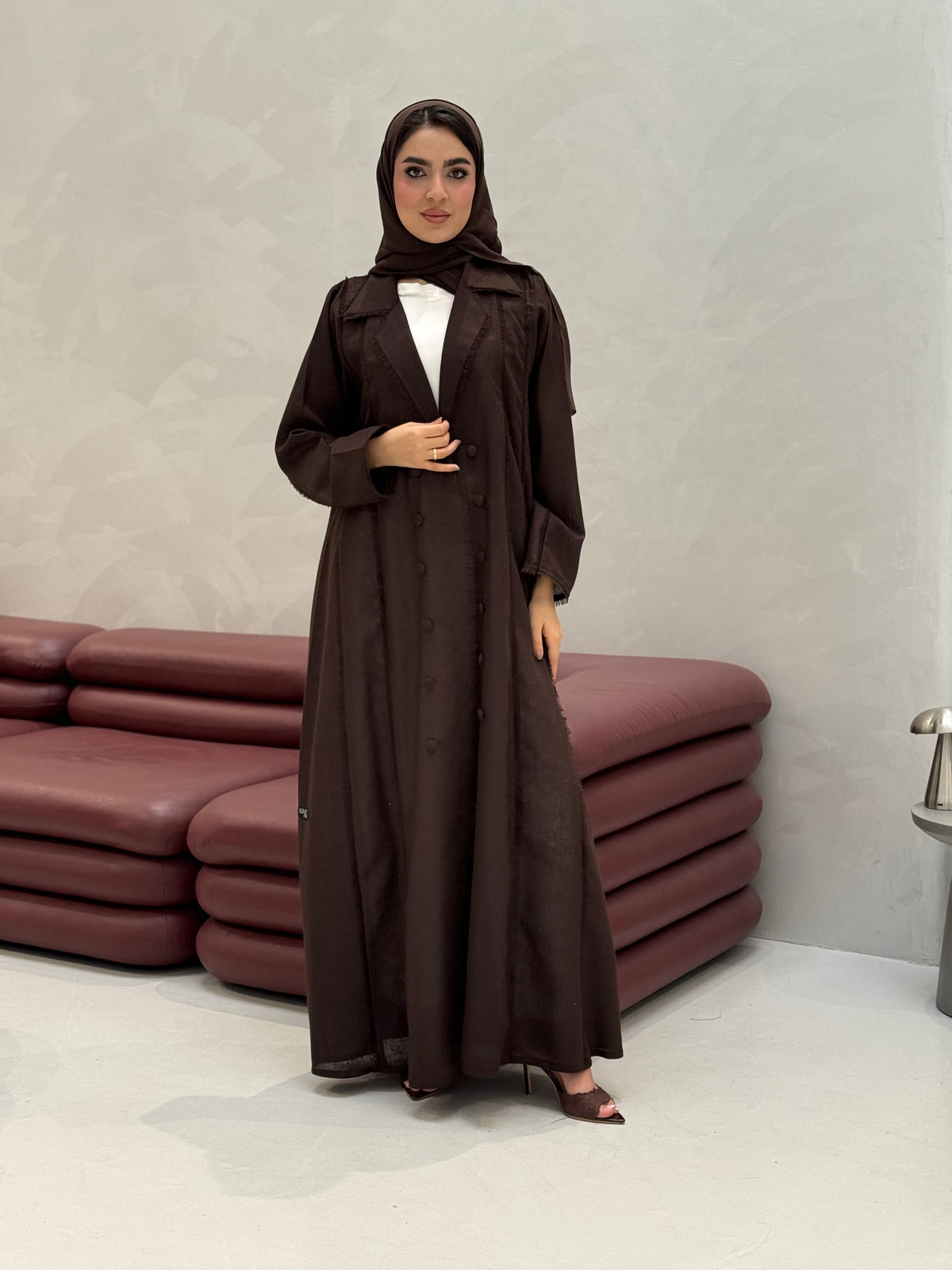 Larissa linen abaya