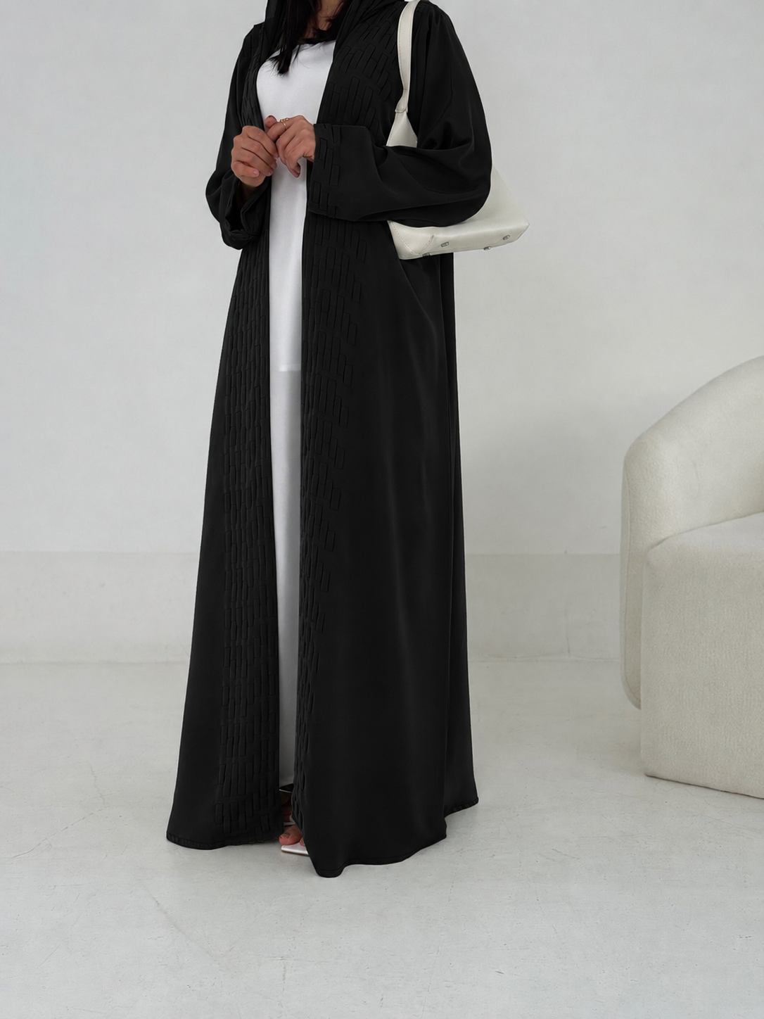 LOOM abaya